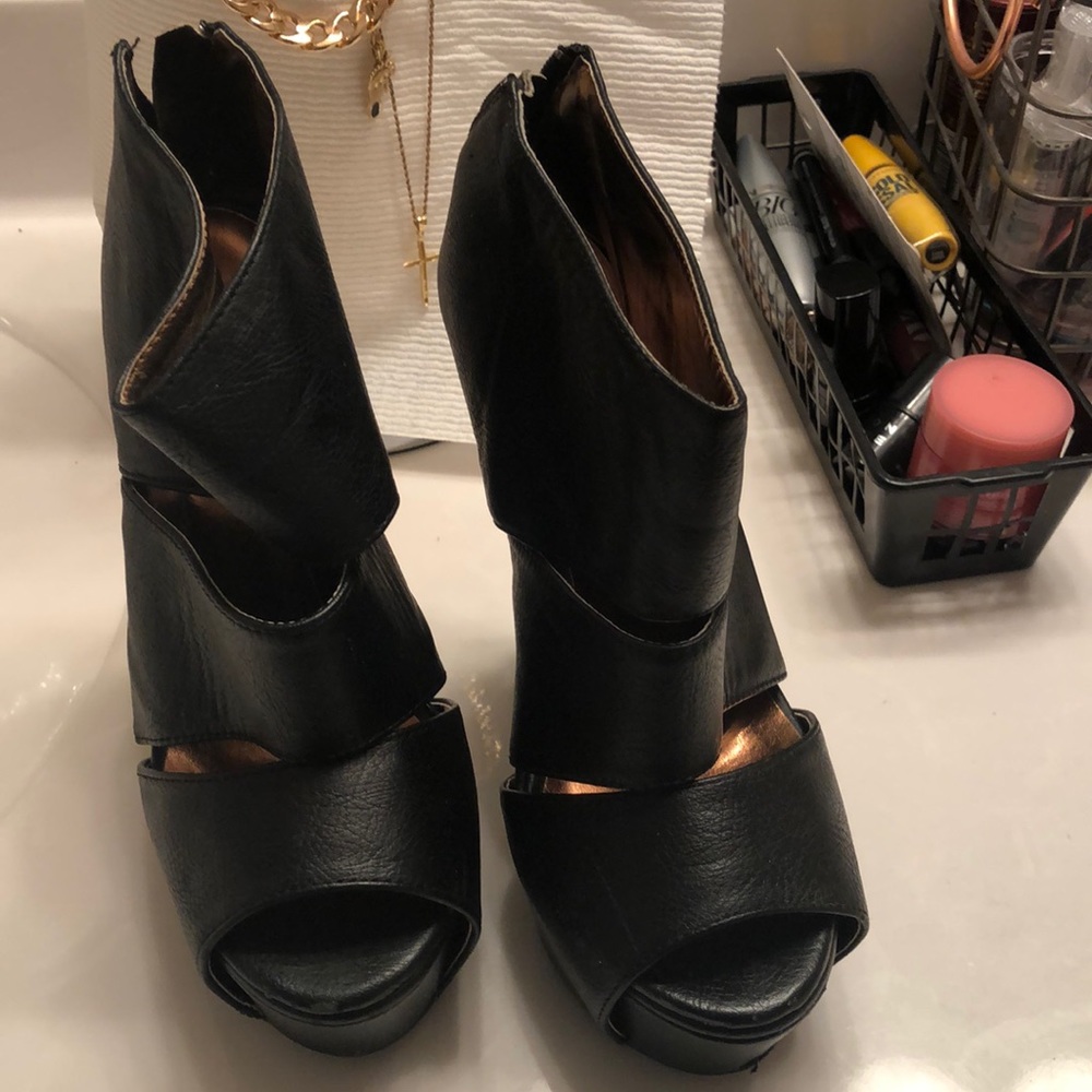 Posh wedge - Picture 2 of 5